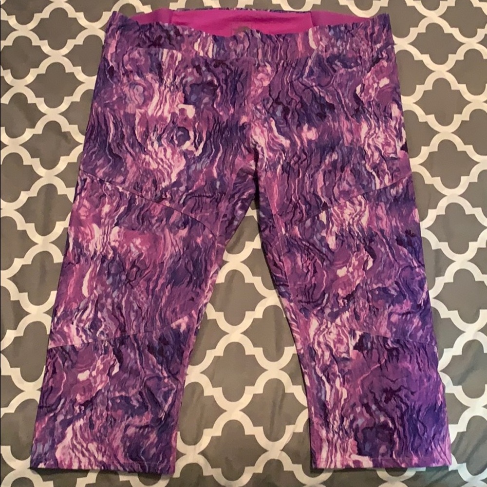 The North Face 3/4 workout leggings